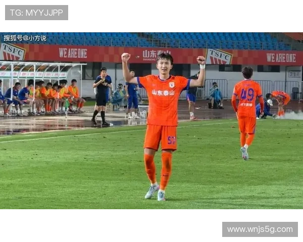 泰山小将王昊斌租借加盟广州豹